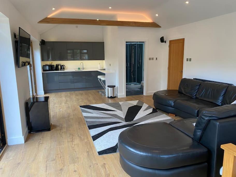 Stansted Airport Luxury Annexe With Parking. Apartman Birchanger Kültér fotó
