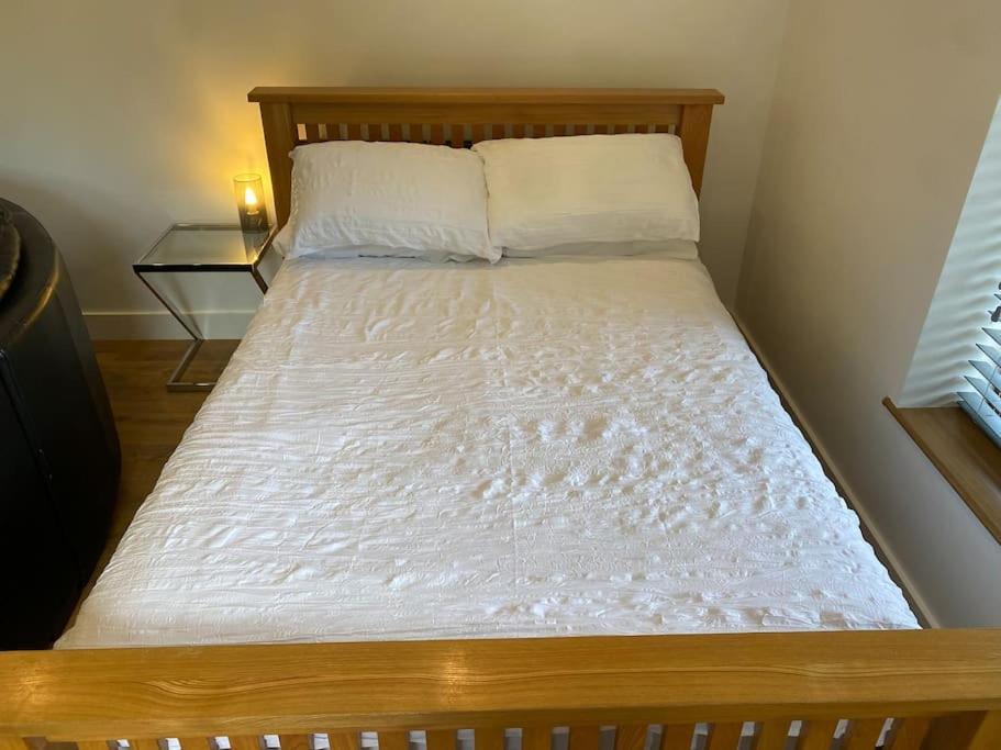 Stansted Airport Luxury Annexe With Parking. Apartman Birchanger Kültér fotó